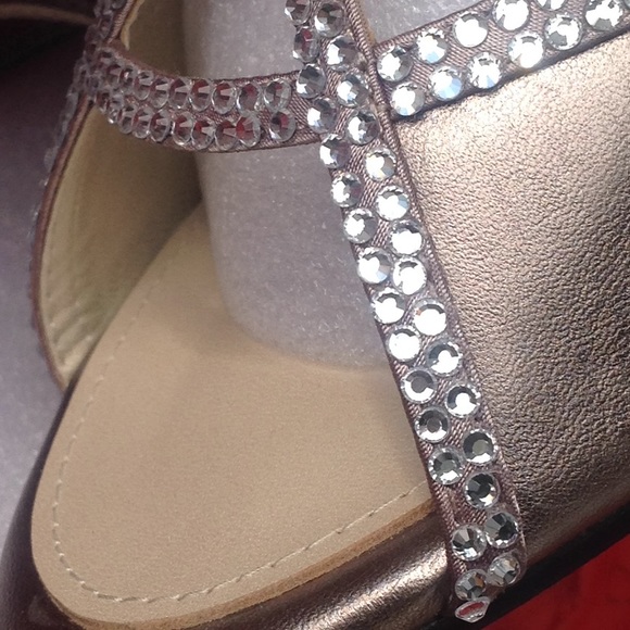 E Live From The Red Carpet Elegant Shoe - Picture 3 of 6